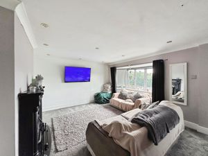 Photo 11- click for photo gallery